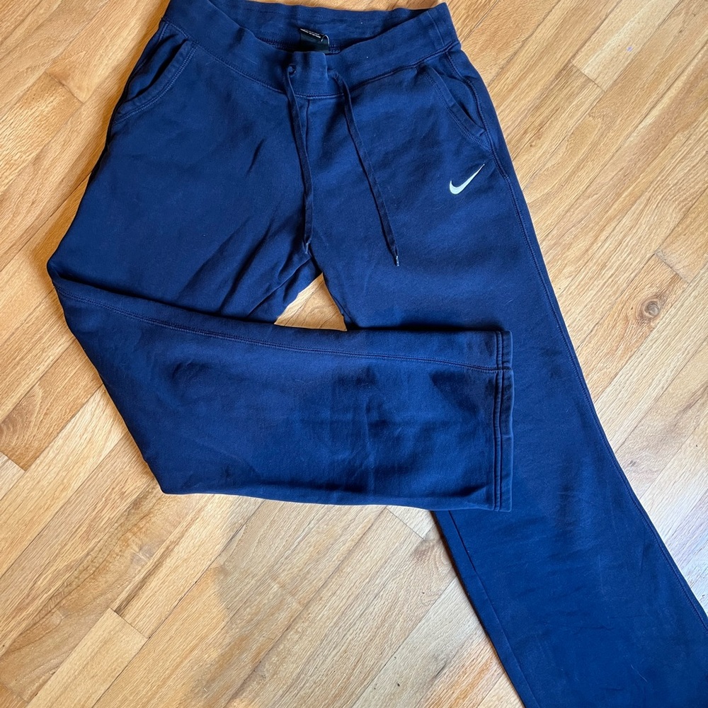 Nike navy blue sweats, size small